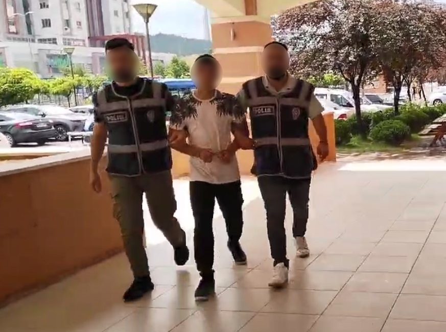 Kastamonu’da tedavi gördüğü hastaneden kaçarak firar eden hükümlü, polis ekipleri