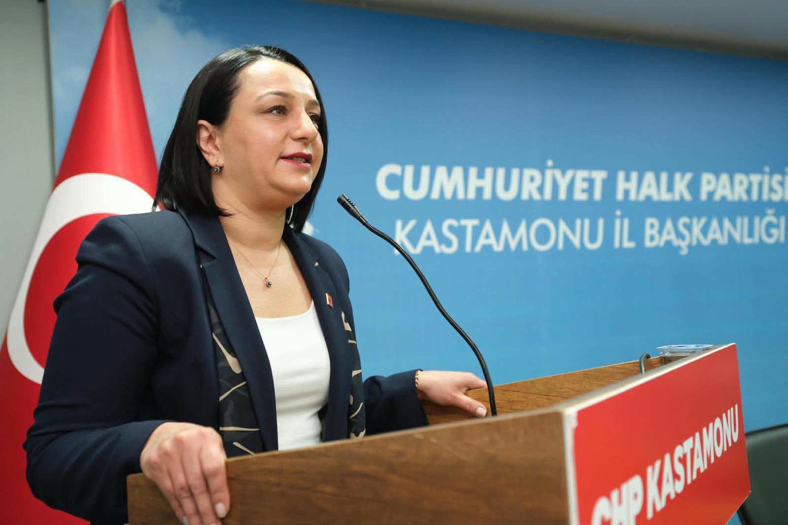 Cumhuriyet Halk Partisi Kastamonu İl Başkanı İlke Karabacak’ın anneannesi Ayşe