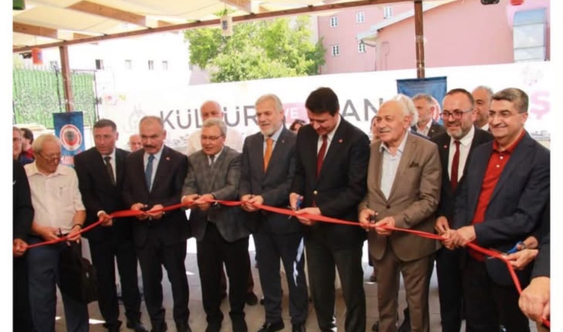 &nbsp; Kastamonu Kalkındırma Derneği (KAL-DER) tarafından “Kadim Şehir Kastamonu” temasıyla