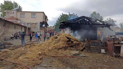 Samsun’un Havza ilçesinde tarım ürünlerinin muhafaza edildiği bir ambarda yangın