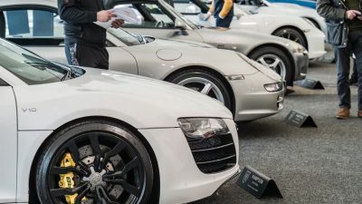Otomotiv sektöründe teknolojinin gelişmesiyle birlikte araçlarda elektronik sistemlerin kullanımı da