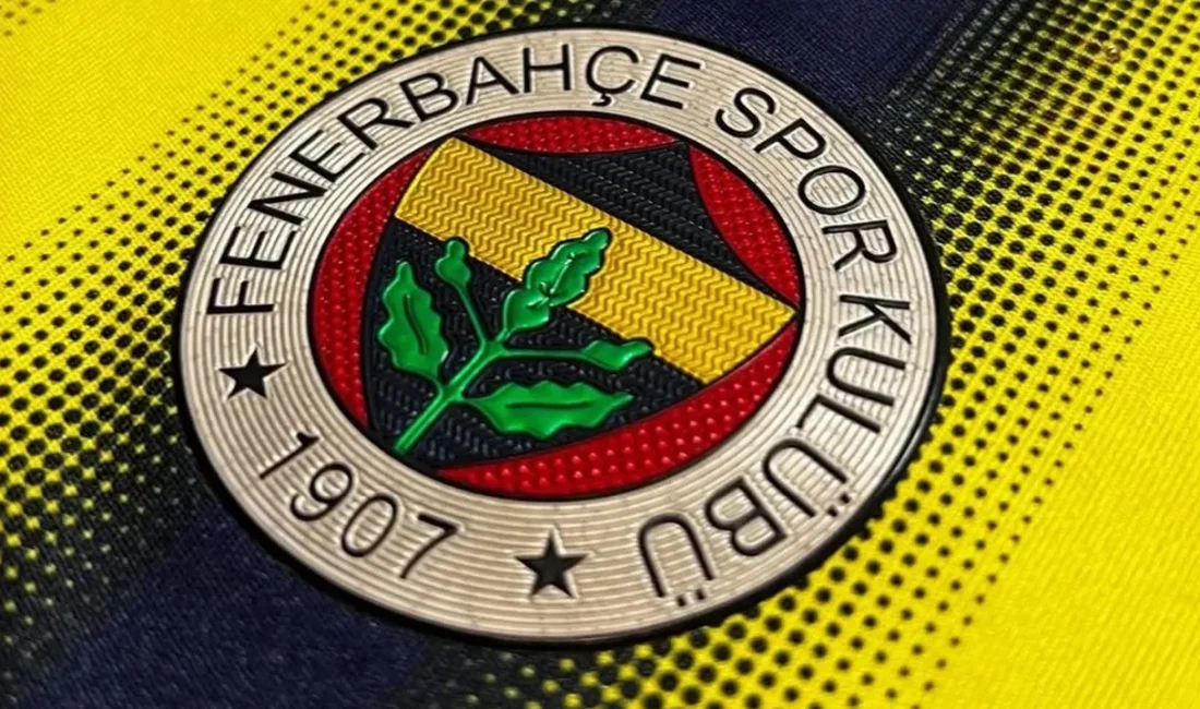 Yeni sezon için kadro planlamasını sürdüren Fenerbahçe’de beklenen ayrılık resmiyet