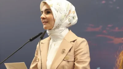 Aile ve Sosyal Hizmetler Bakanı Mahinur Özdemir Göktaş, sosyal medya