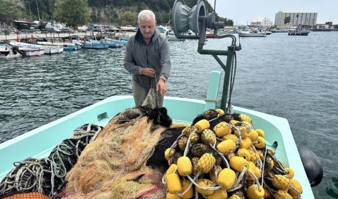 Kastamonu’nun İnebolu ilçesinde balıkçılar, 1 Eylül’de sona erecek genel av
