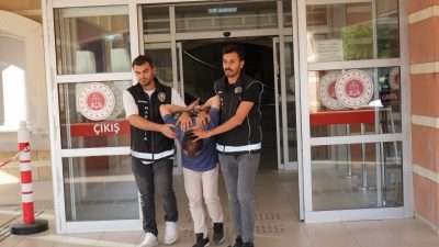 Kastamonu’da bir rezidansta uyuşturucu yetiştirildiğinin ortaya çıkarılmasının ardından gözaltına alınan