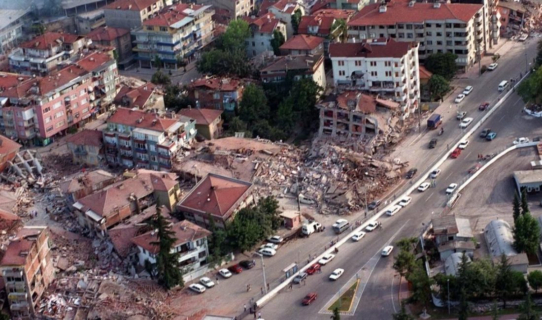 Takvimler 17 Ağustos 1999’u, saatler 03.02’yi gösterdiğinde Marmara Bölgesi sıradan