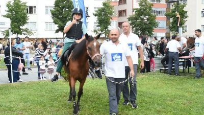 Kastamonu’da çocuklara yönelik düzenlenen Pony Club etkinliği, Turhan Topçuoğlu Şehir