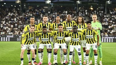 Fenerbahçe, UEFA Şampiyonlar Ligi 3. eleme turu rövanş maçında deplasmanda