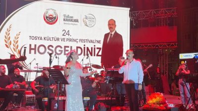 Kastamonu’nun Tosya ilçesinde düzenlenen 24. Tosya Kültür ve Pirinç Festivali,