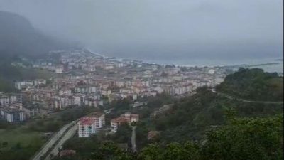 Kastamonu’nun Cide ilçesinde, şehri kuş bakışı izlemek ve yolculuk sırasında