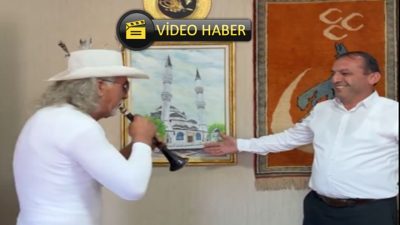 Kastamonu’nun Hanönü ilçesinde Gökçeağaç Panayırı açılış programında meşhur Zurnacı Mustafa