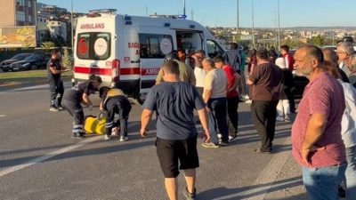 Kastamonu’nun komşu ili Karabük’te otomobilin çarptığı yaya yaralanırken, kaza anı
