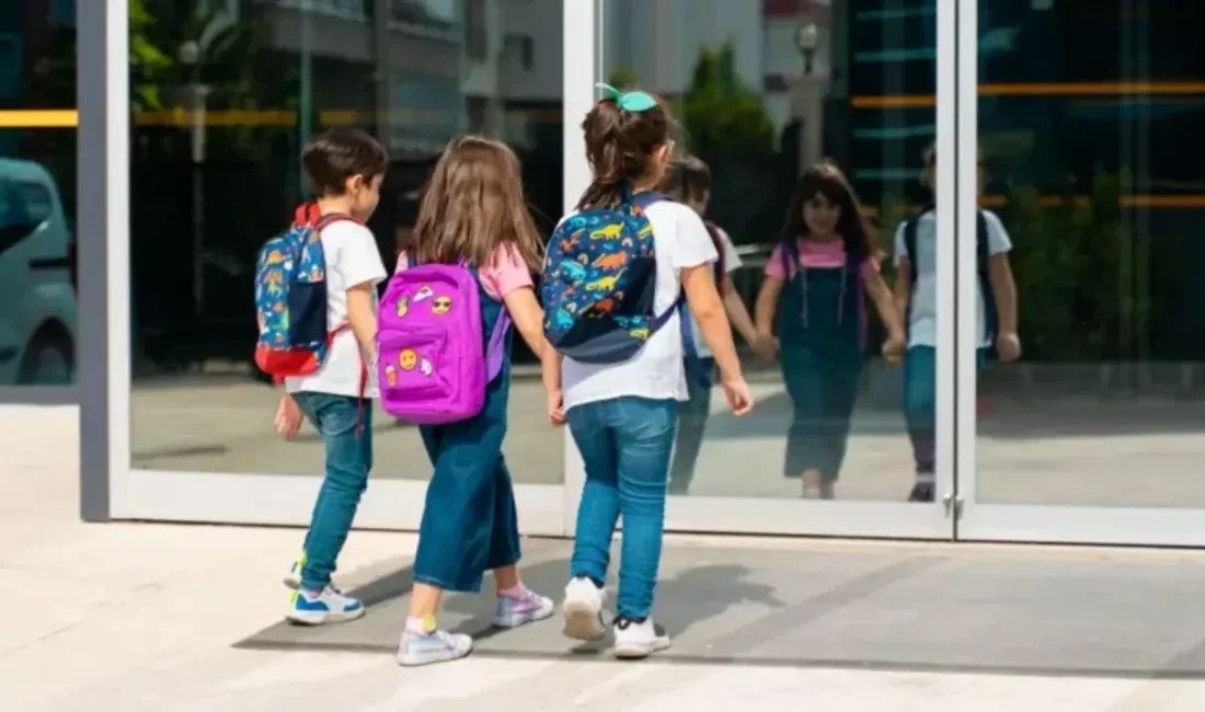 Okul alışverişi öncesi uzmanlardan velilere önemli uyarılar geldi. Markası ve