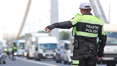 Karabük-Yenice kara yolunda tünel içinde hatalı sollama yapan sürücü, karşı