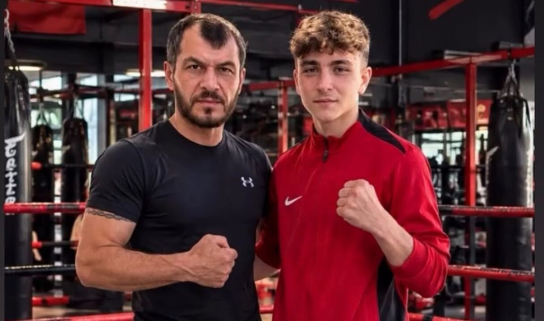 Kastamonu’da Ay Yıldız Spor Kulübü sporcularından Kick Boks Türkiye Şampiyonası’nda
